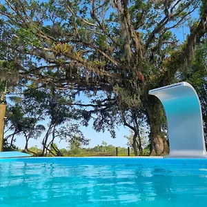stio-com-piscina-hidromassagem-com-acesso-ao-rio-mampituba.santa-catarina-brasil.com/